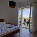 Lägenhet Karmen *